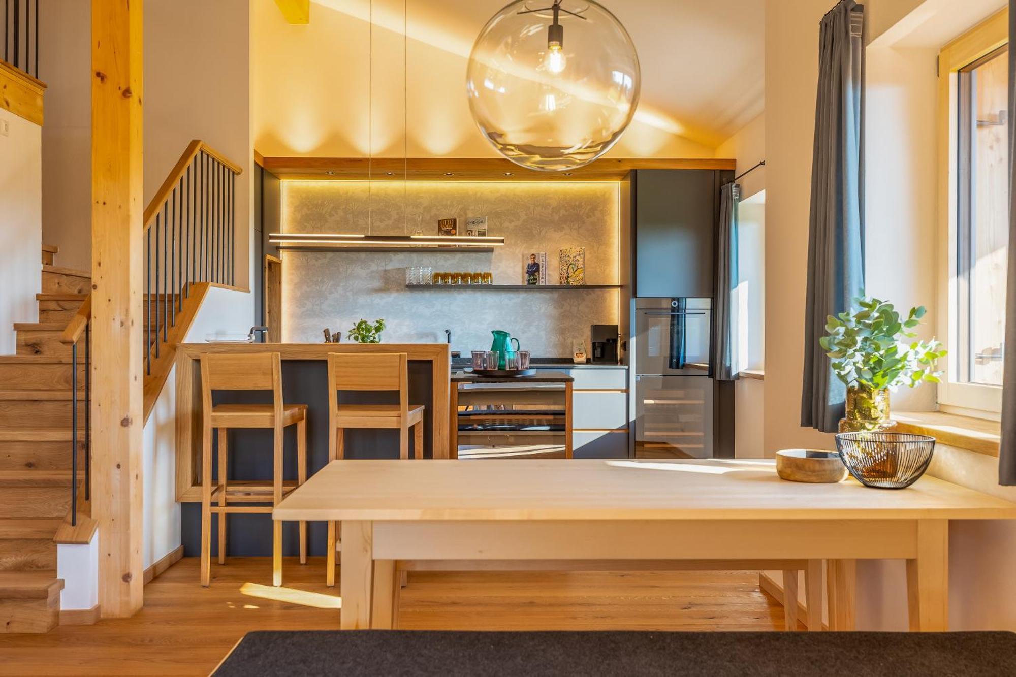 Graf Chiemo Suites - Direkt Am Chiemsee Mit Separatem Seezugang Chieming Exteriér fotografie