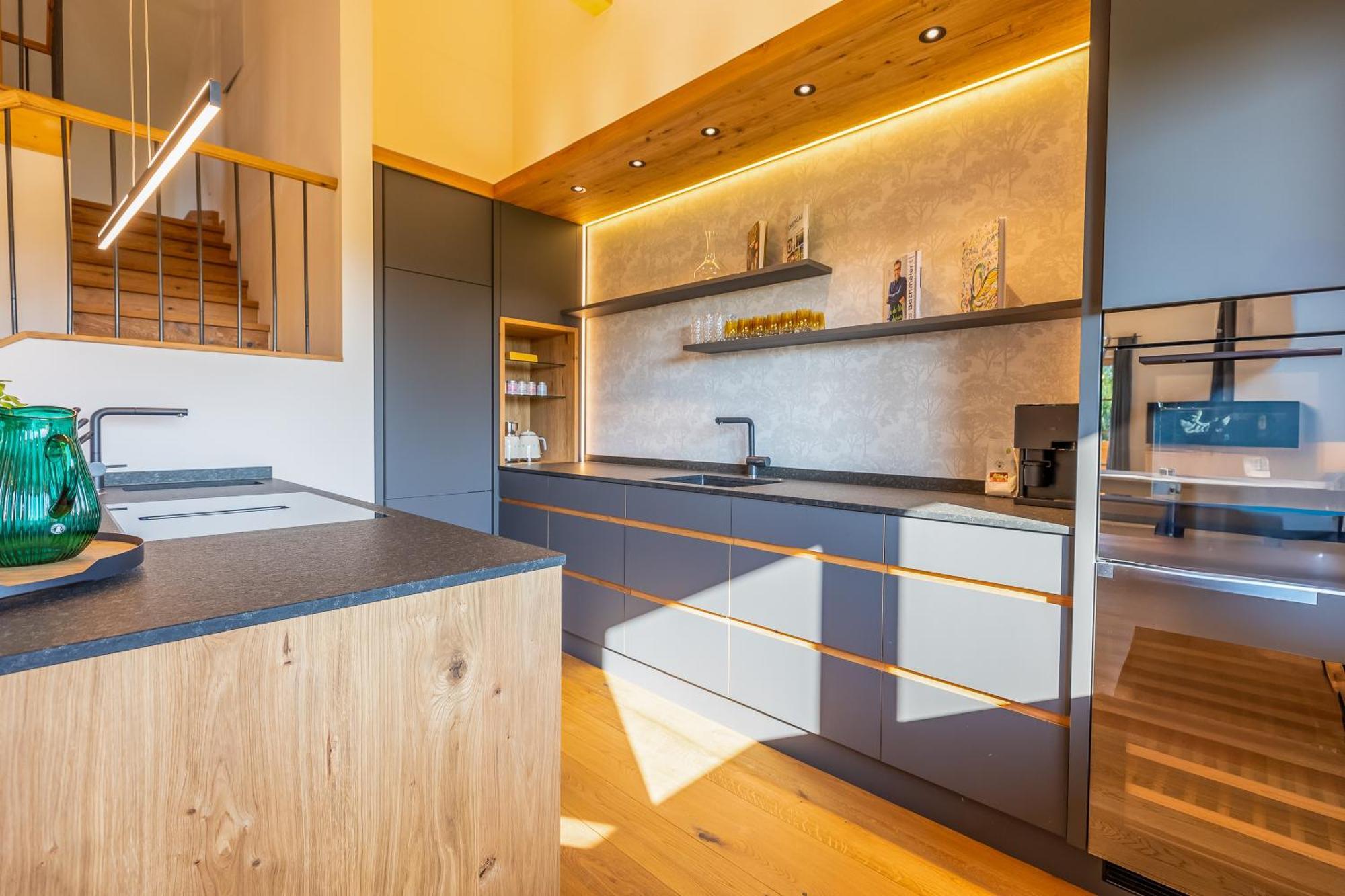 Graf Chiemo Suites - Direkt Am Chiemsee Mit Separatem Seezugang Chieming Exteriér fotografie