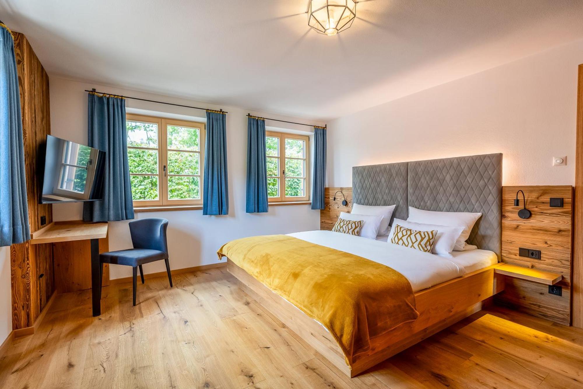 Graf Chiemo Suites - Direkt Am Chiemsee Mit Separatem Seezugang Chieming Exteriér fotografie