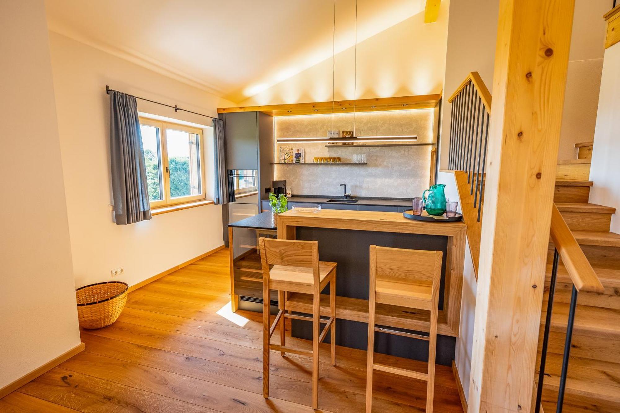 Graf Chiemo Suites - Direkt Am Chiemsee Mit Separatem Seezugang Chieming Exteriér fotografie