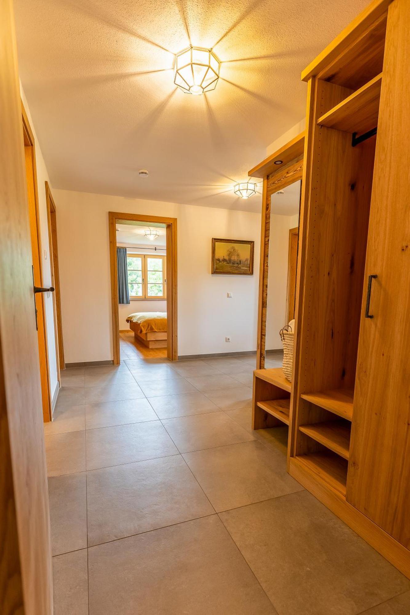 Graf Chiemo Suites - Direkt Am Chiemsee Mit Separatem Seezugang Chieming Exteriér fotografie
